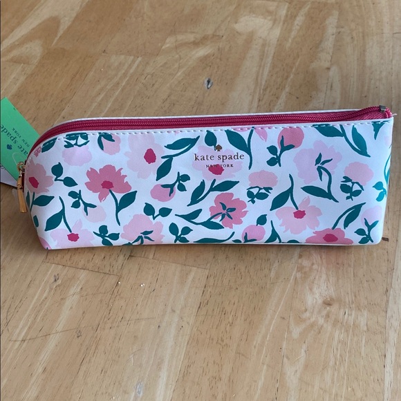 kate spade Pink Floral Zip Pencil Pouch NWT However it only comes eraser - Picture 5 of 9